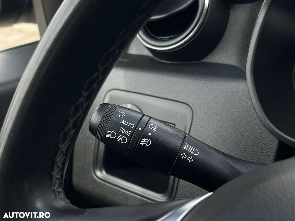 Dacia Duster 1.5 dCi 4x2 Prestige - 38