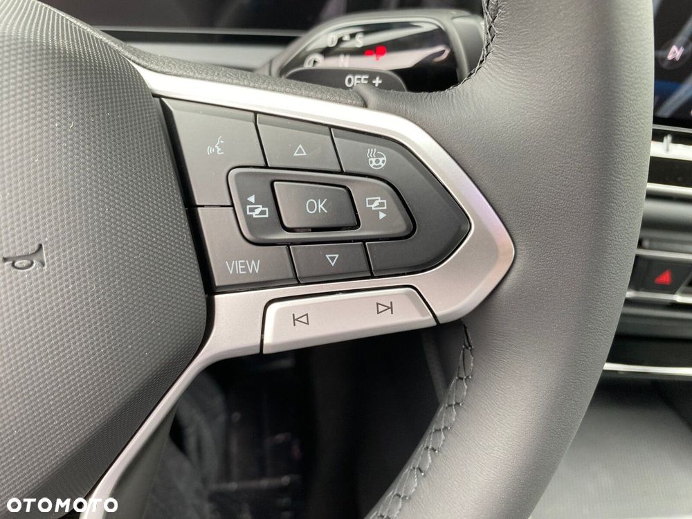Volkswagen Tiguan - 14