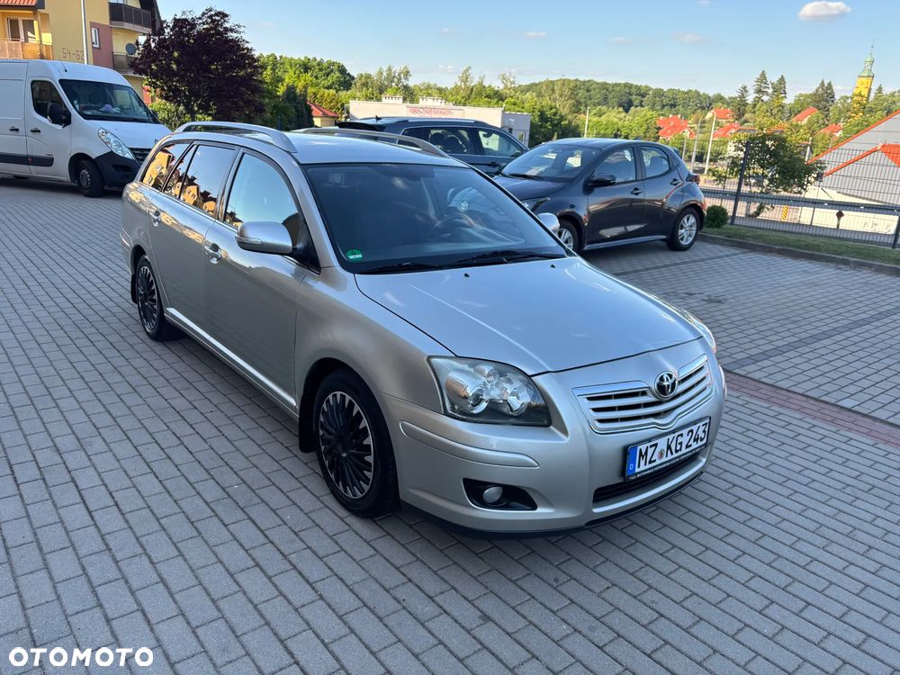 Toyota Avensis 1.8 VVT-i Executive - 7