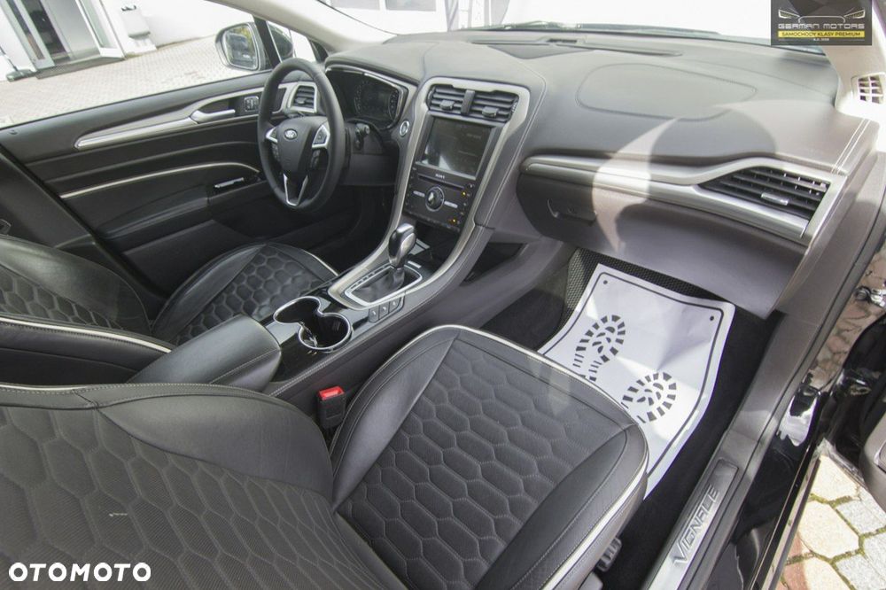 Ford Mondeo Vignale 2.0 TDCi PowerShift - 28