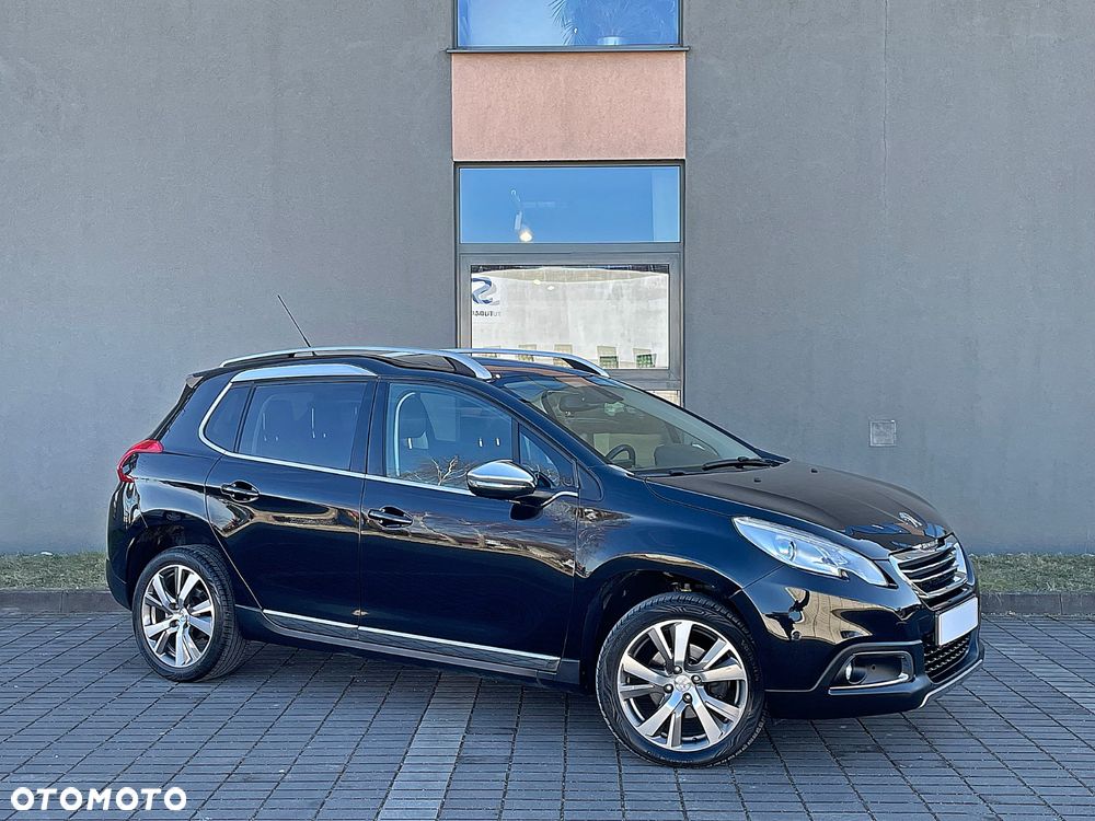 Peugeot 2008 PureTech 130 GPF Black Edition - 3