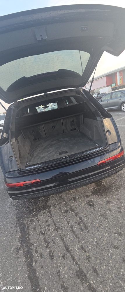 Audi Q7 2016 photo 5