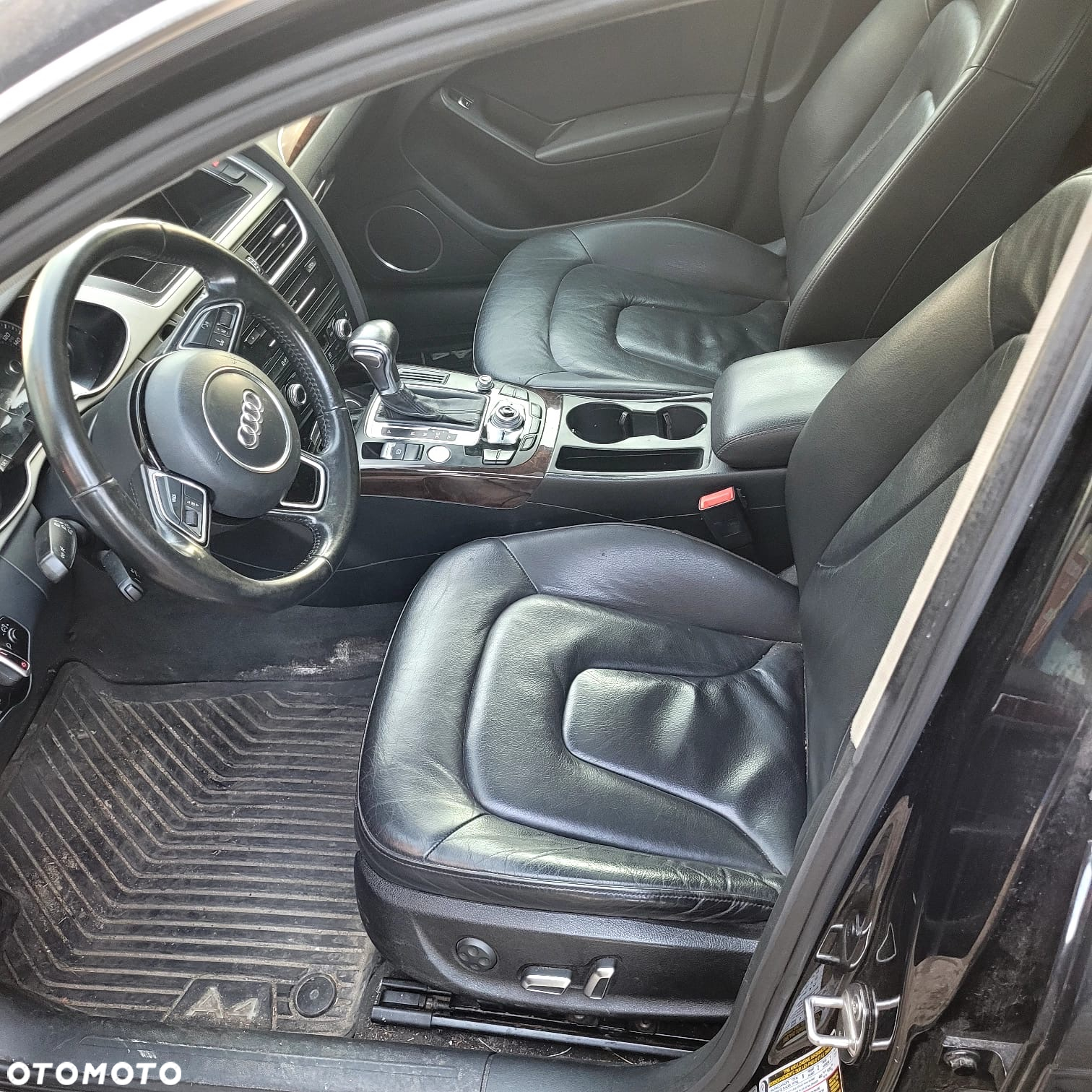 Audi A4 2.0 TFSI Quattro S tronic - 23