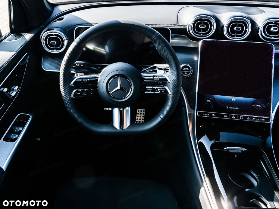 Mercedes-Benz GLC - 11
