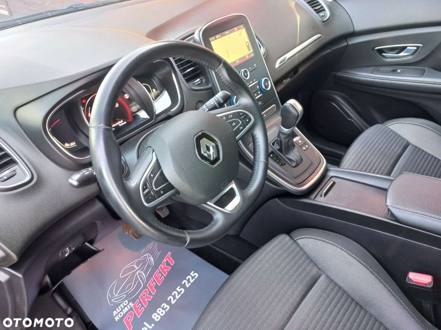 Renault Scenic - 11