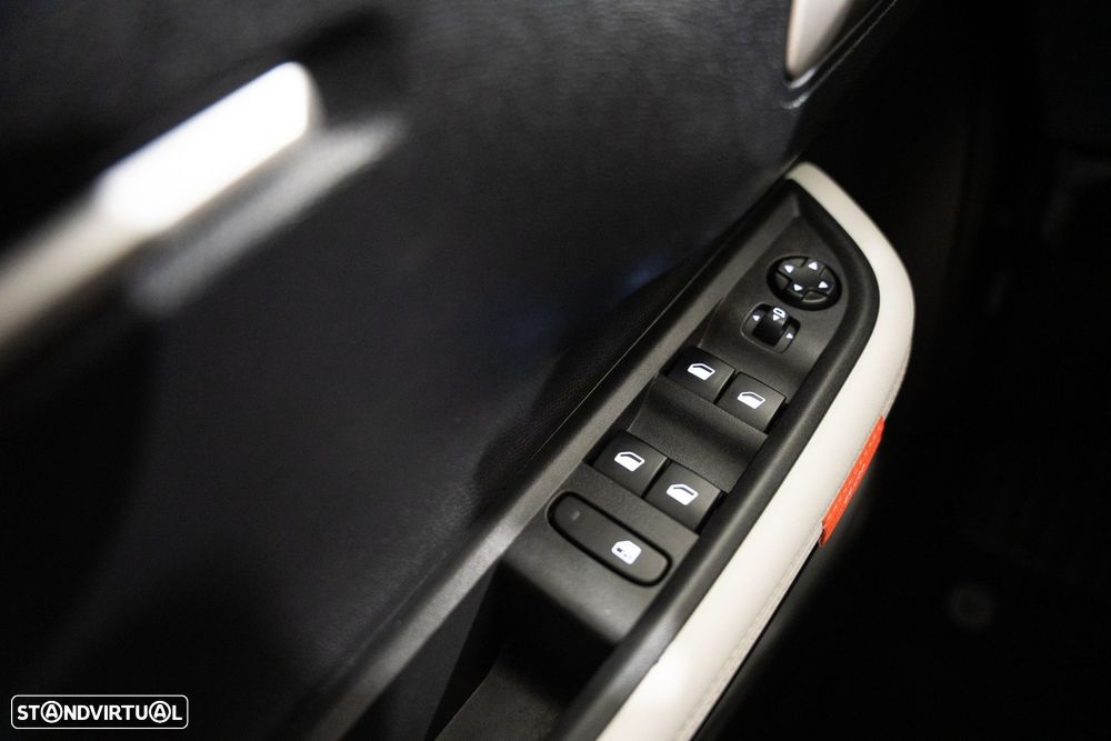 Citroën e-C3 44 kWh Autonomia Conforto Max - 26