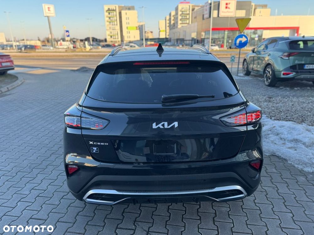 Kia XCeed - 4