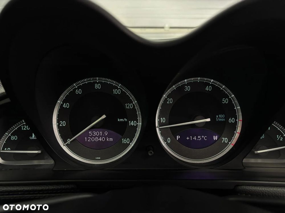 Mercedes-Benz SL - 28