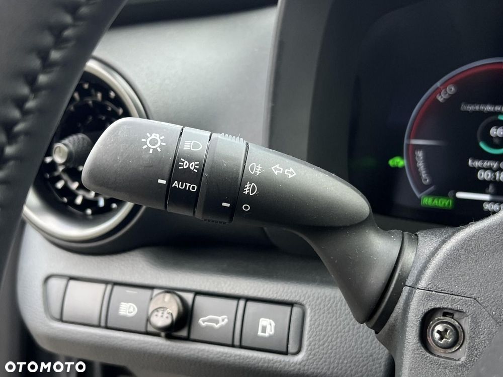 Toyota C-HR 1.8 Hybrid Executive - 23