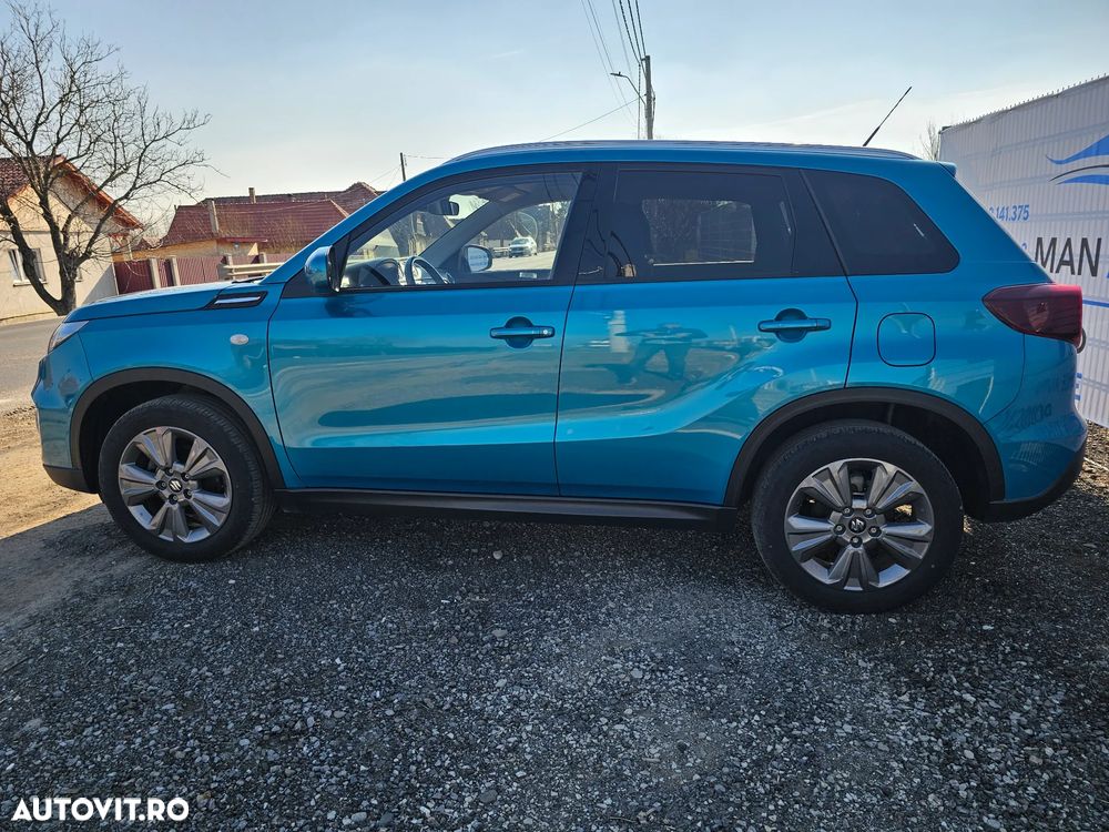 Suzuki Vitara 1.4 Boosterjet AllGrip MHEV Passion - 4