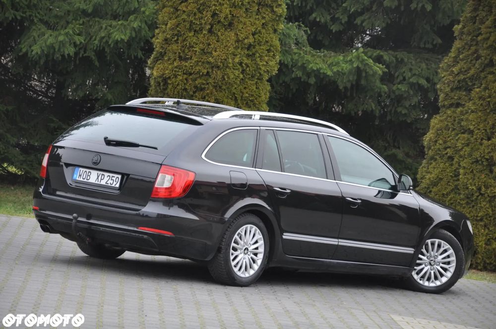 Skoda Superb 2.0 TDI DSG Exclusive - 14