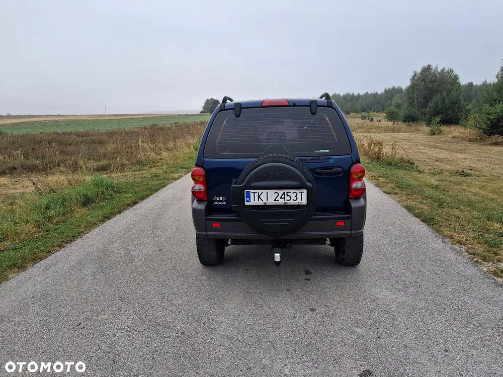 Jeep Cherokee 2.4 Sport - 11