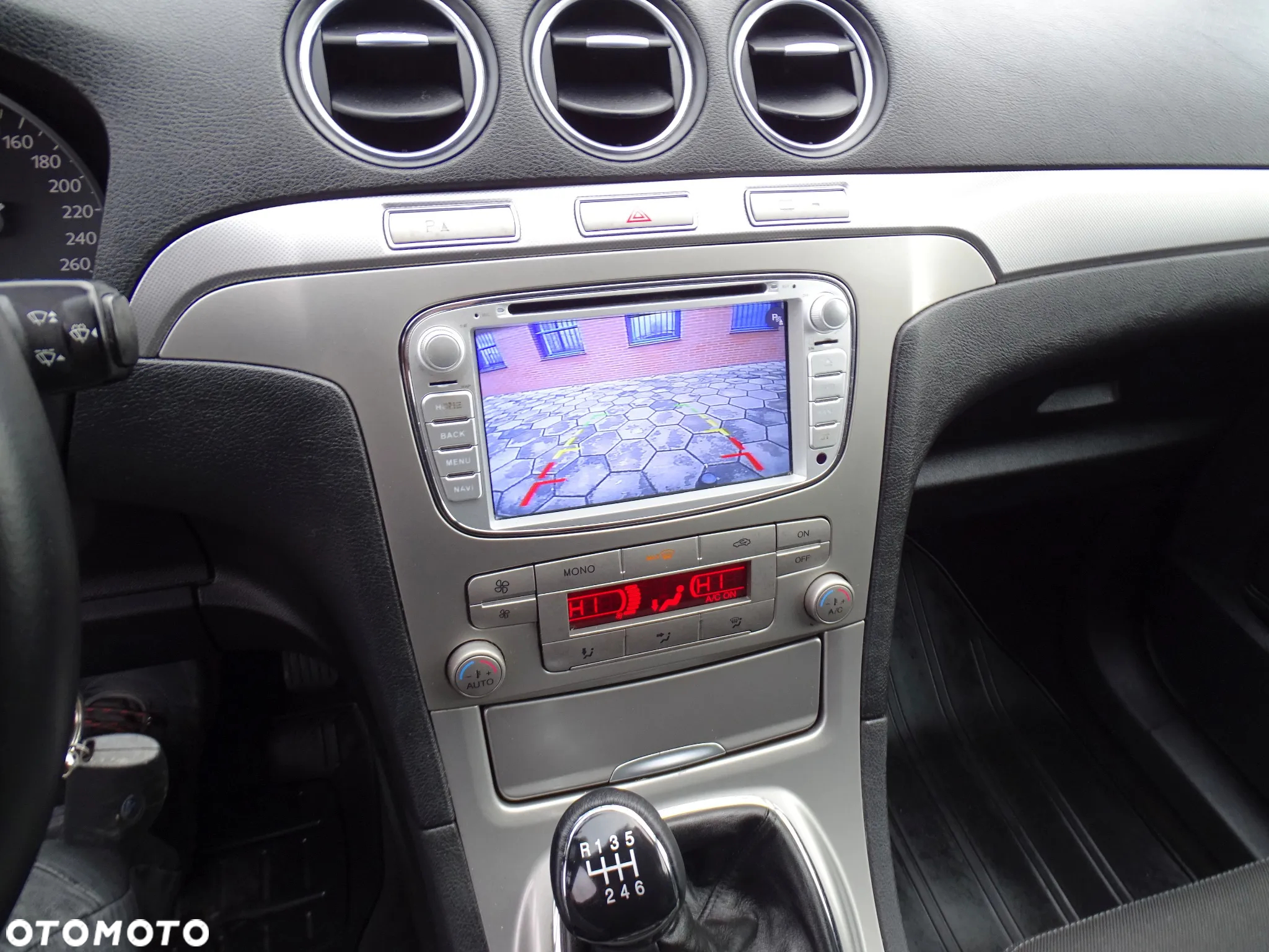 Ford S-Max 2.0 TDCi Titanium - 19