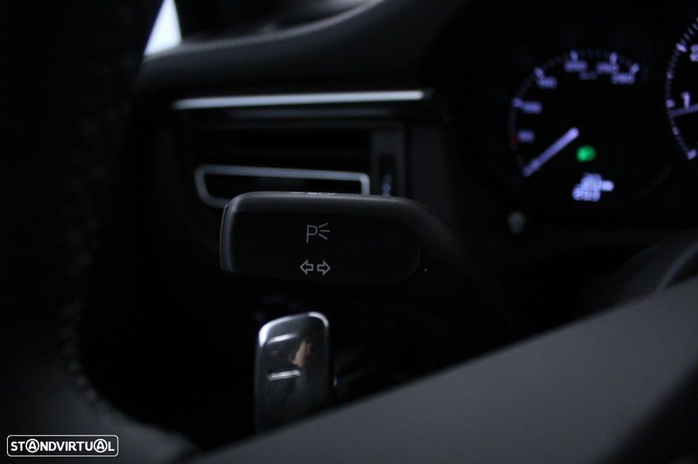 Porsche Macan Standard - 24