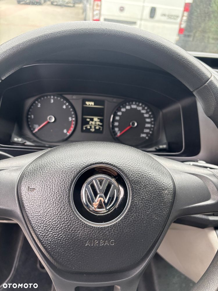 Volkswagen Transporter T6 - 24