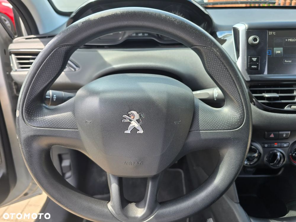 Peugeot 208 - 27