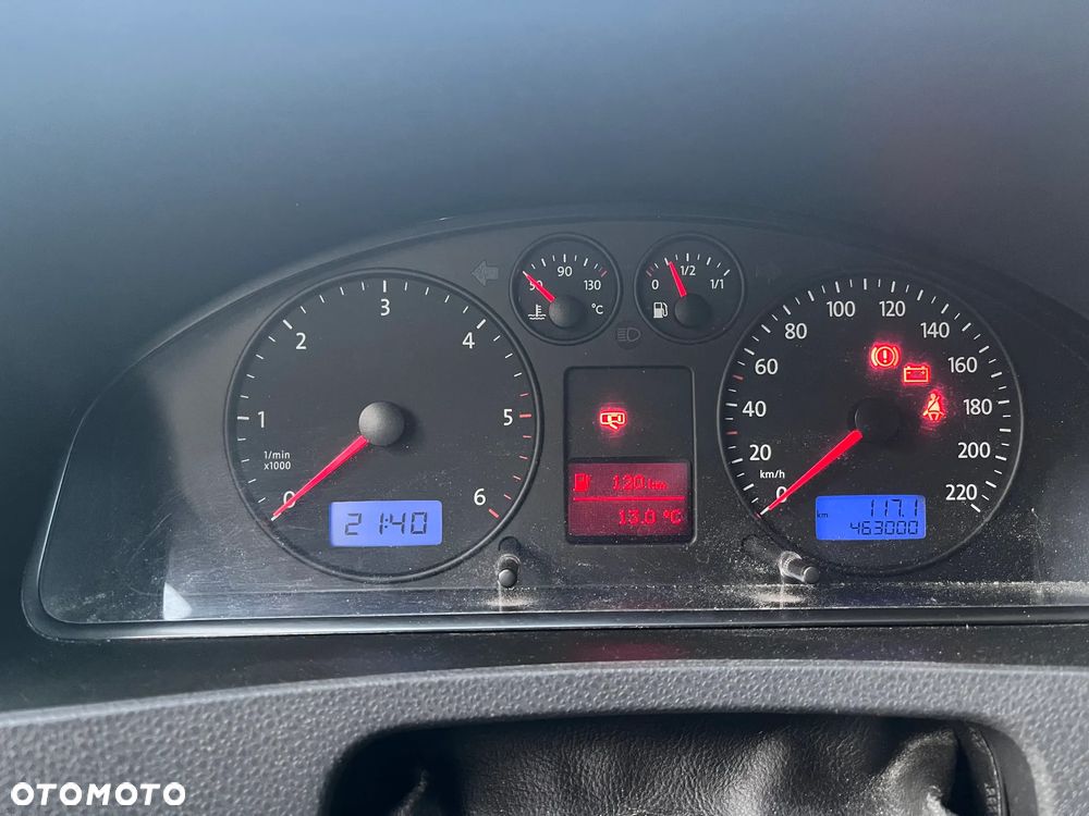 Volkswagen Transporter T5 TDI L1H1 - 7