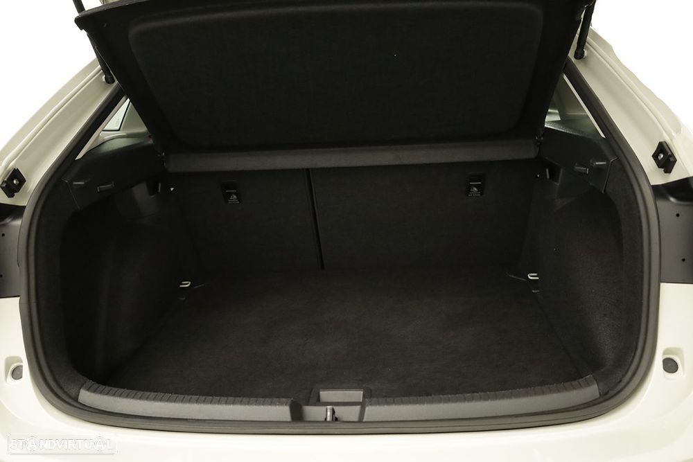 VW Taigo 1.0 TSI Urban DSG - 21