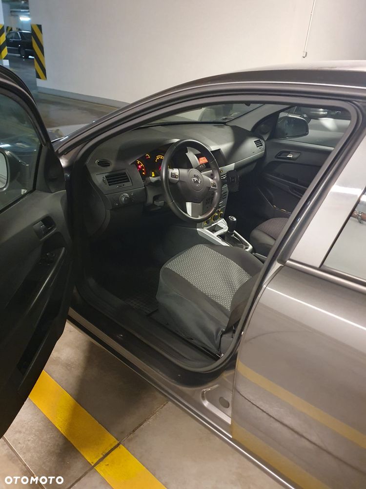 Opel Astra 1.6 - 4