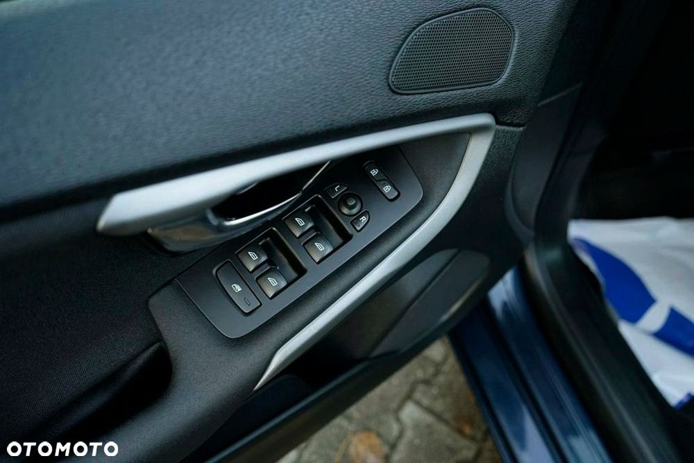 Volvo V40 - 15