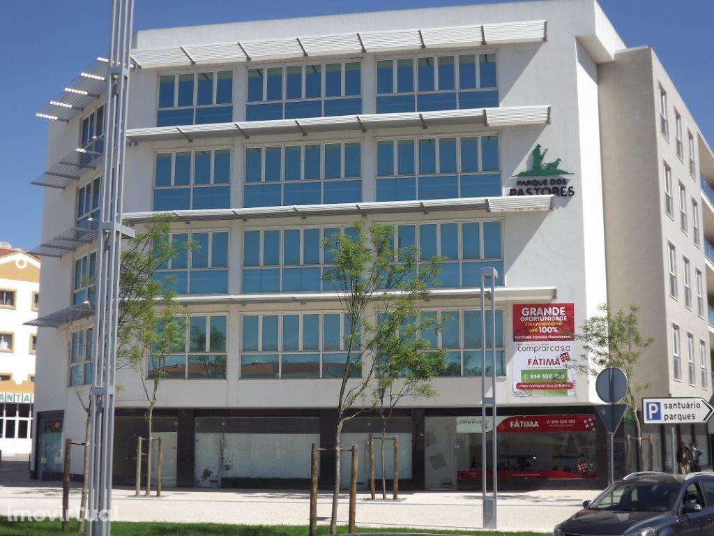 Box 2 lugares - aluguer - Grande imagem: 2/2