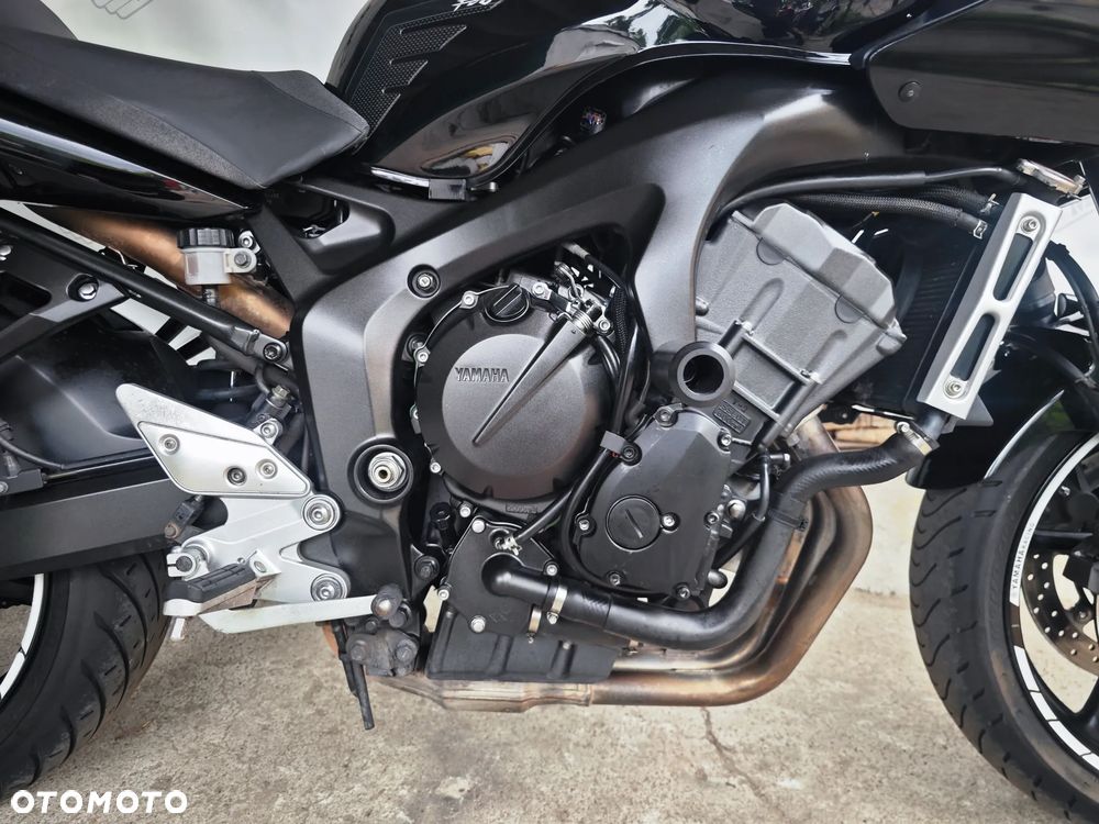 Yamaha FZ6 - 11