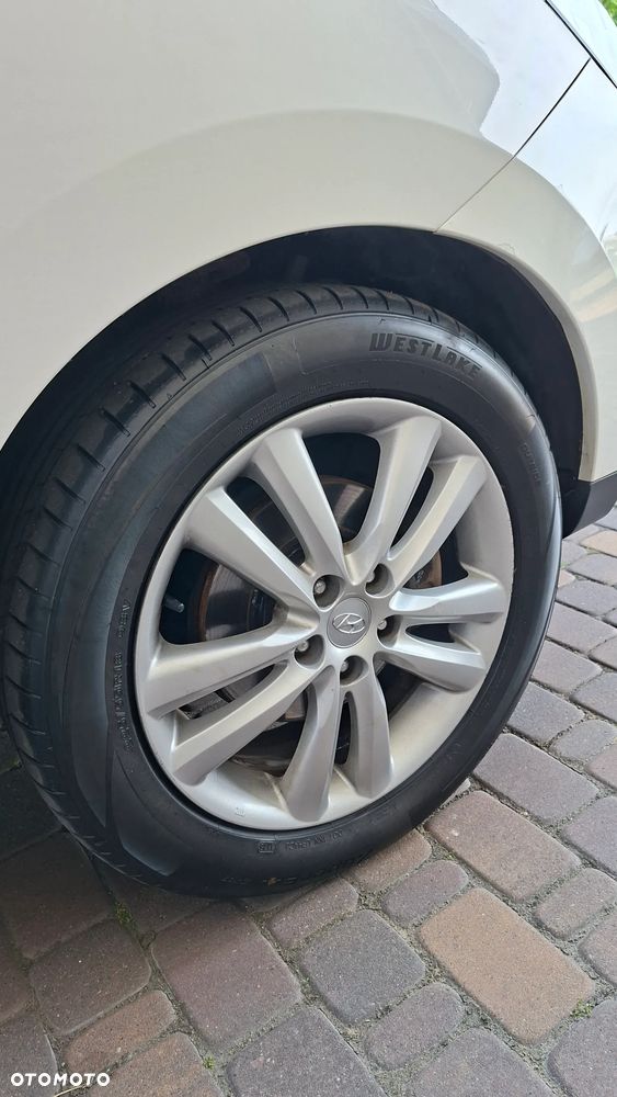 Hyundai ix35 2.0 CRDi 4WD Automatik Style - 11