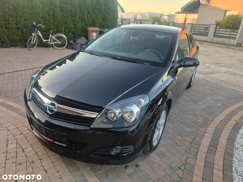 Opel Astra 2009 photo 4