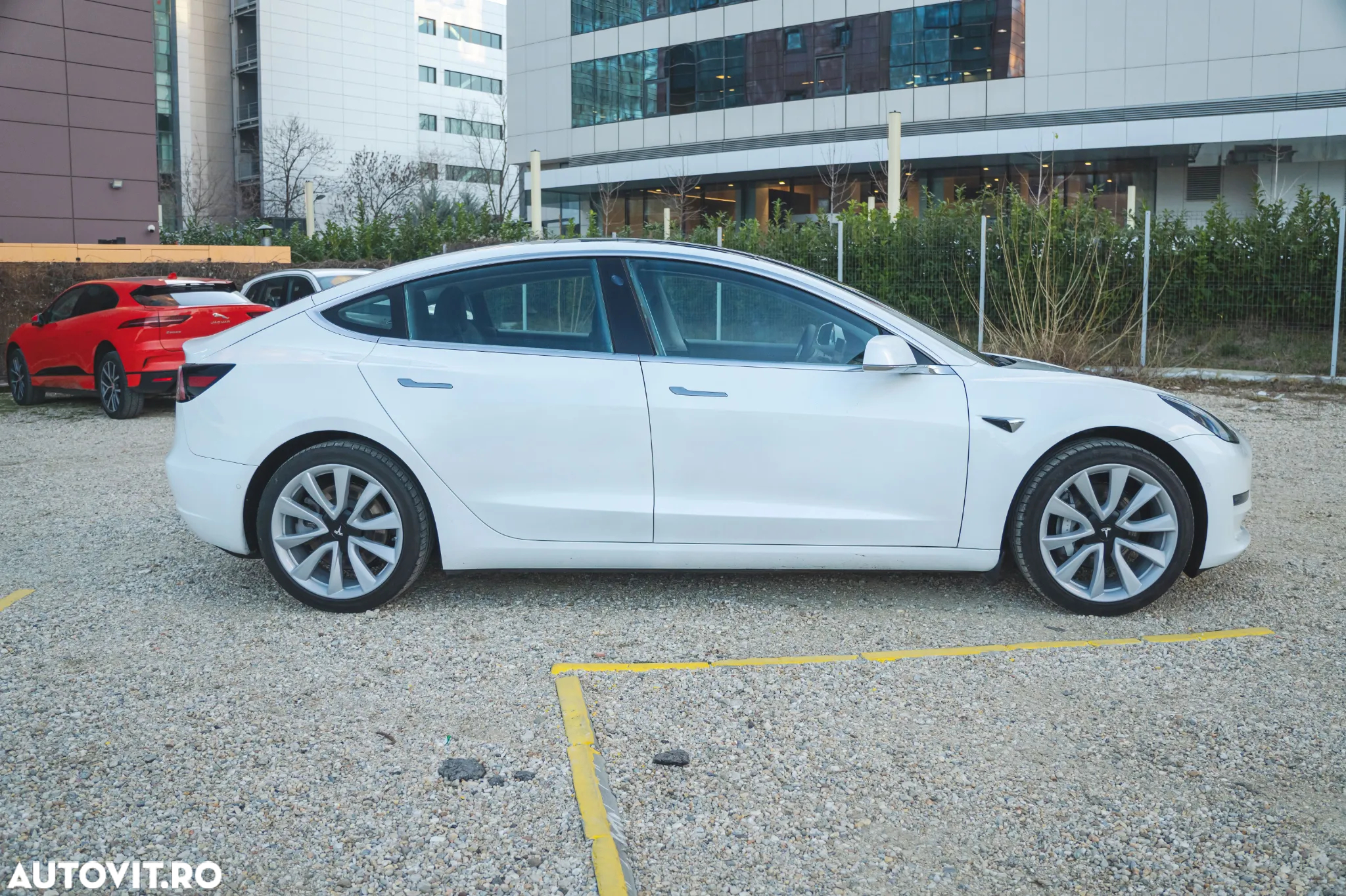 Tesla Model 3 Langstreckenbatterie Allradantrieb Dual Motor - 5