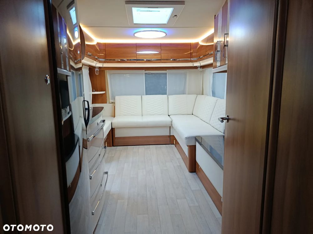 Fendt Caravan Diamant Black 590 - 27