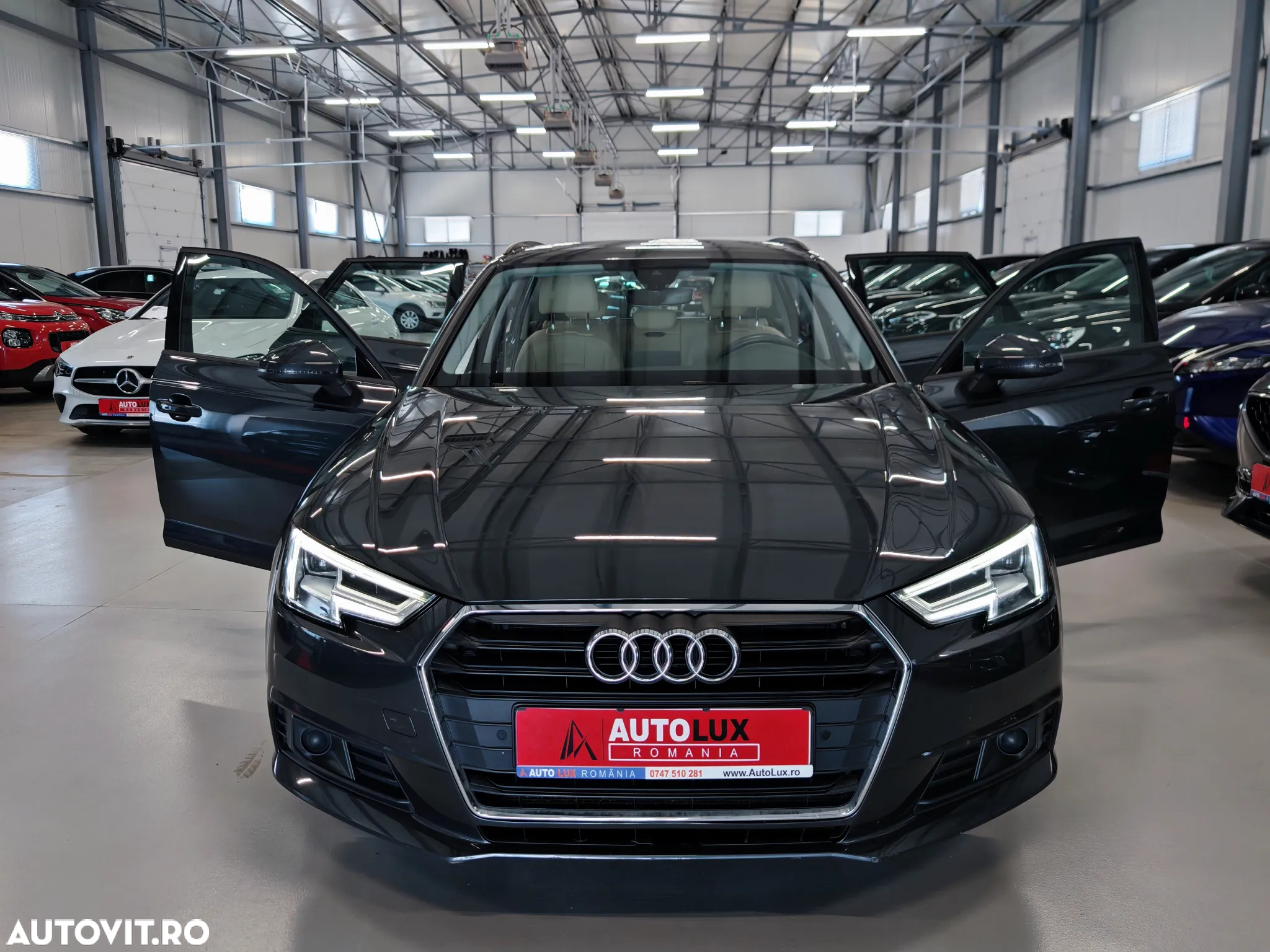 Audi A4 Avant 30 TDI S tronic - 31