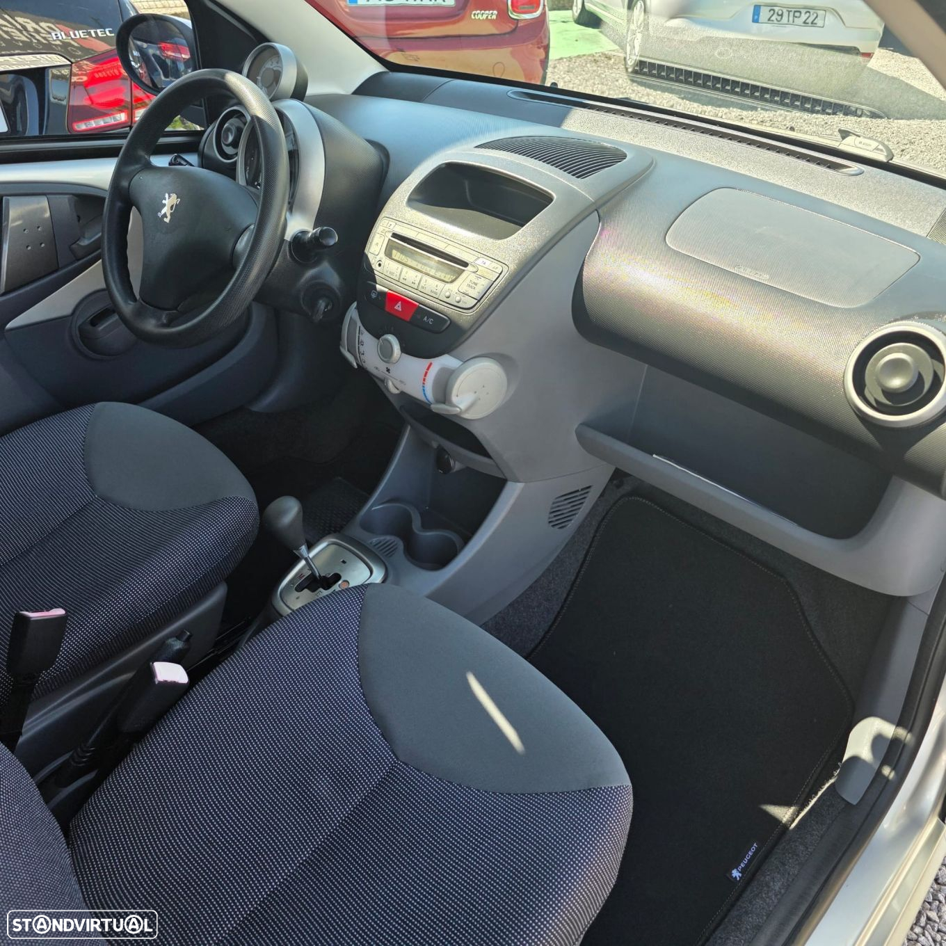 Peugeot 107 1.0 Trendy 2 Tronic - 20