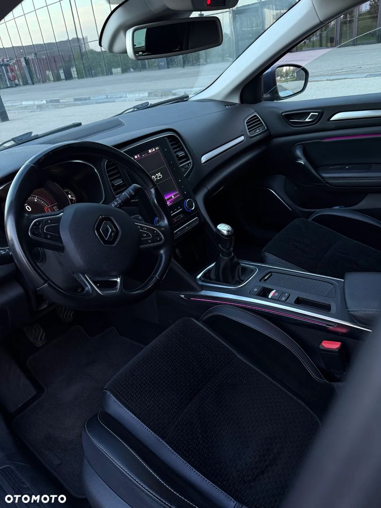 Renault Megane 1.5 dCi Bose Edition - 5