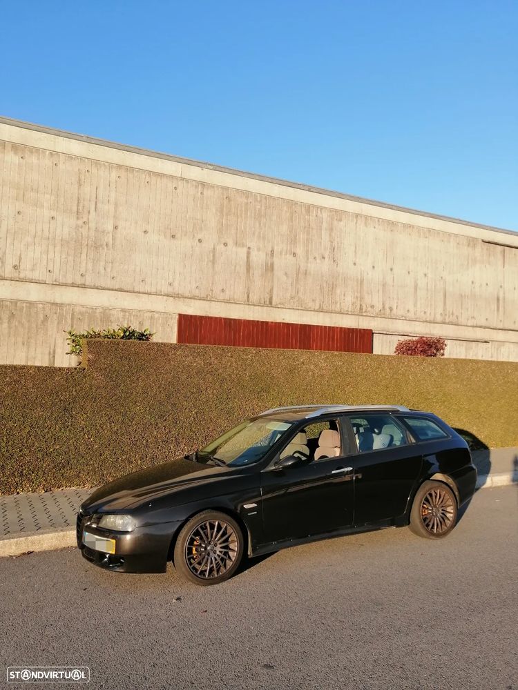 Alfa Romeo 156 Sportwagon 1.9 JTD 16V Distinctive - 4