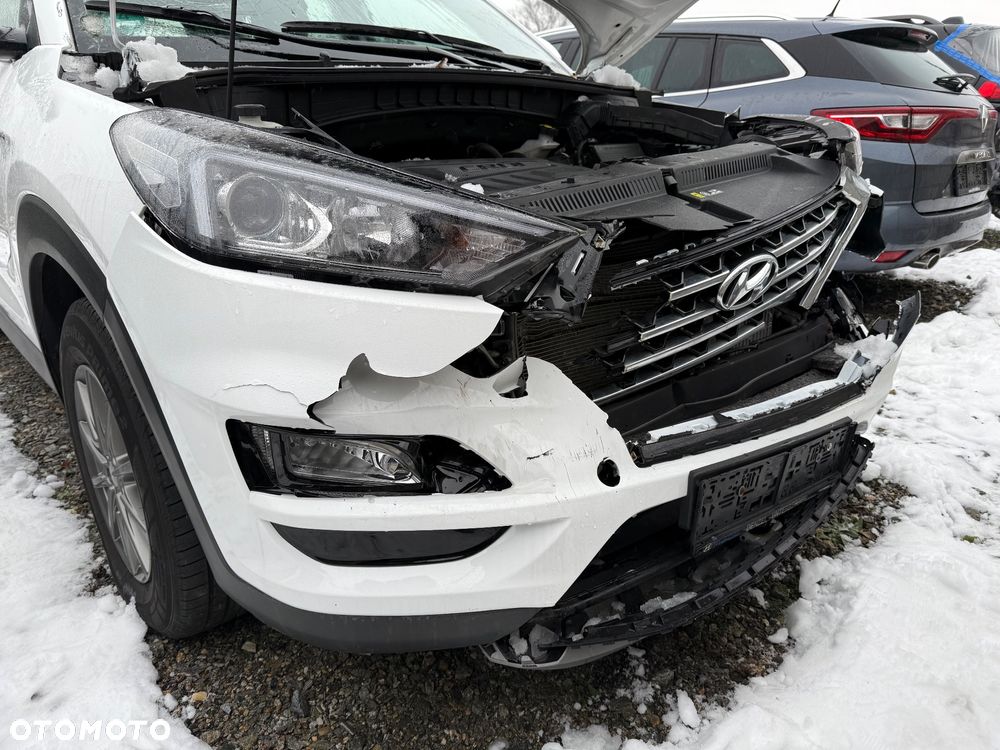 Hyundai Tucson blue 1.6 CRDi 4WD Premium - 24