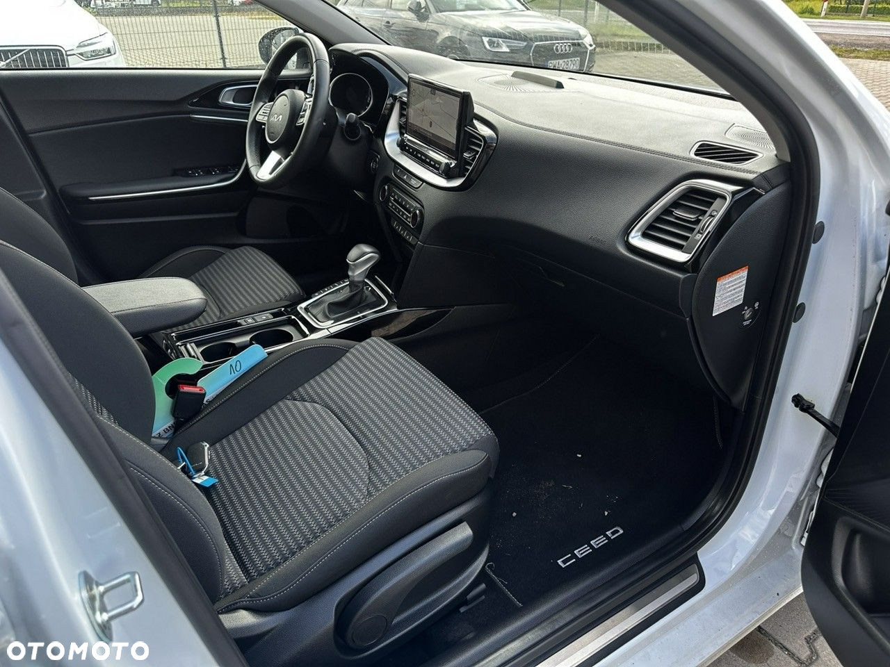 Kia Ceed 1.6 GDI PHEV L Business Line DCT - 12