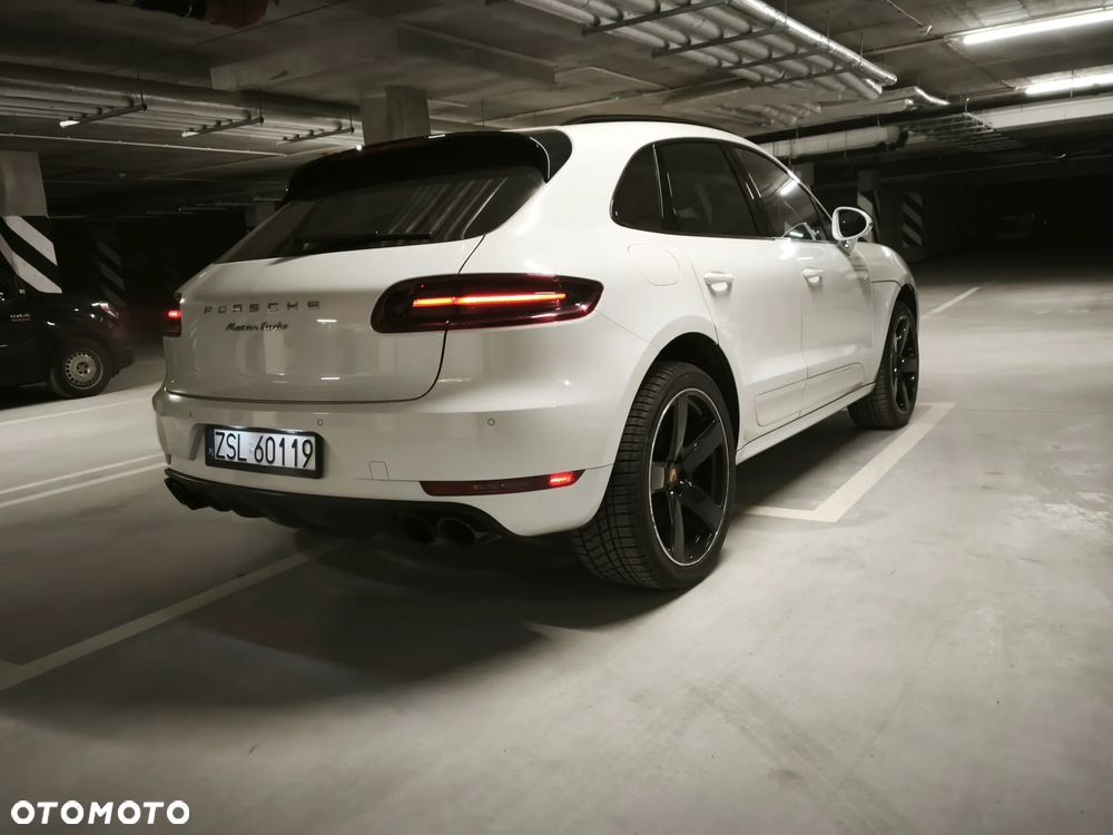 Porsche Macan Turbo PDK - 8