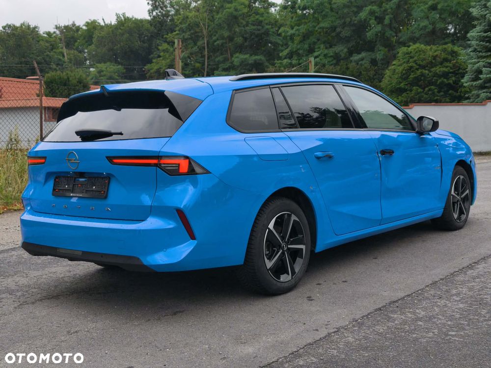 Opel Astra - 4