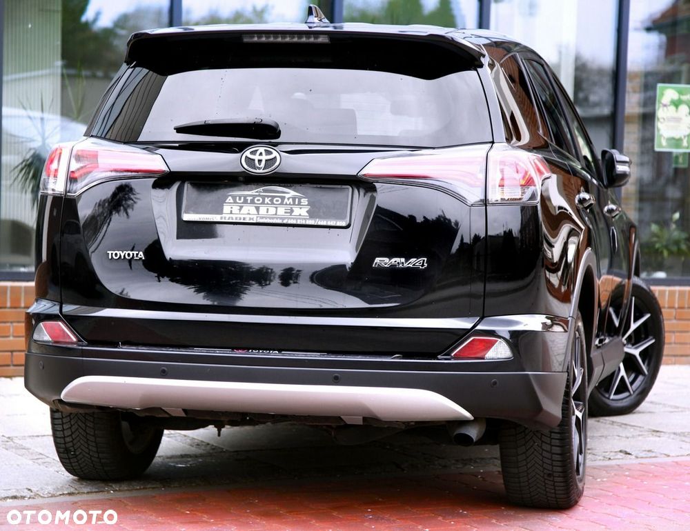 Toyota RAV4 2.0 D-4D 4x2 Start-Stop Executive - 24