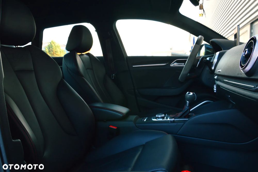 Audi RS3 Sportback 2.5 TFSI Quattro S tronic - 19