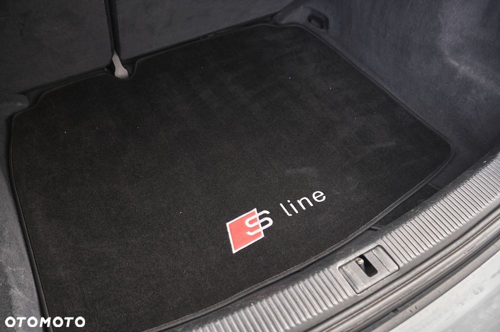 Audi A3 Sportback 1.4 TFSI S line Sportpaket - 32