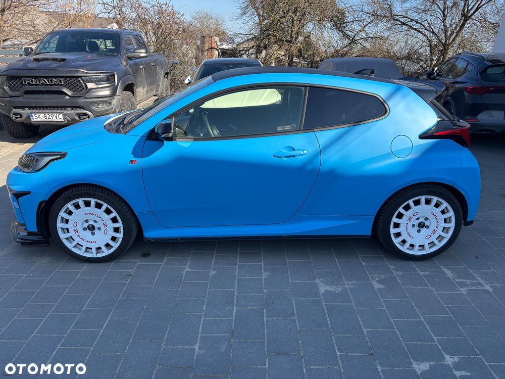 Toyota Yaris - 5