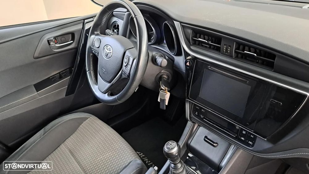 Toyota Auris 1.2T Exclusive - 15