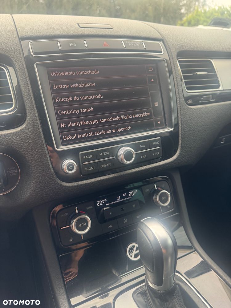 Volkswagen Touareg 3.0 V6 TDI BMT - 22