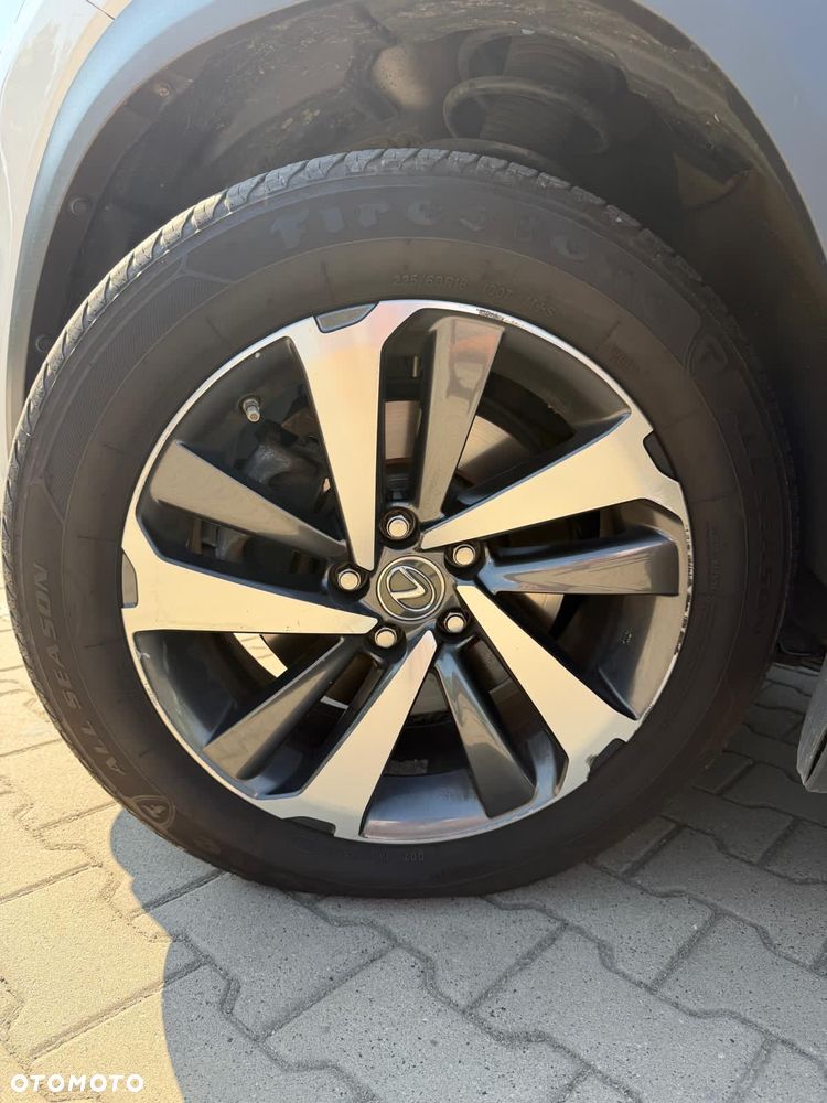 Lexus NX - 32