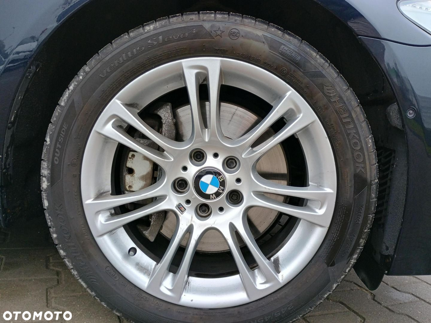 BMW Seria 5 550i xDrive - 27