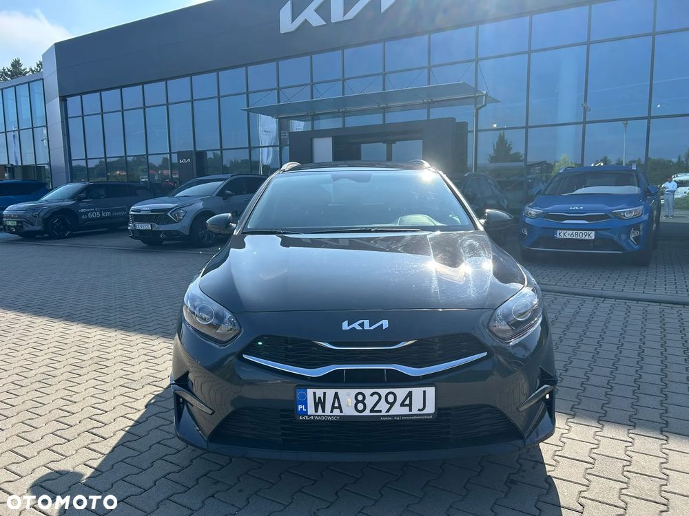 Kia Ceed 1.5 T-GDI M - 3