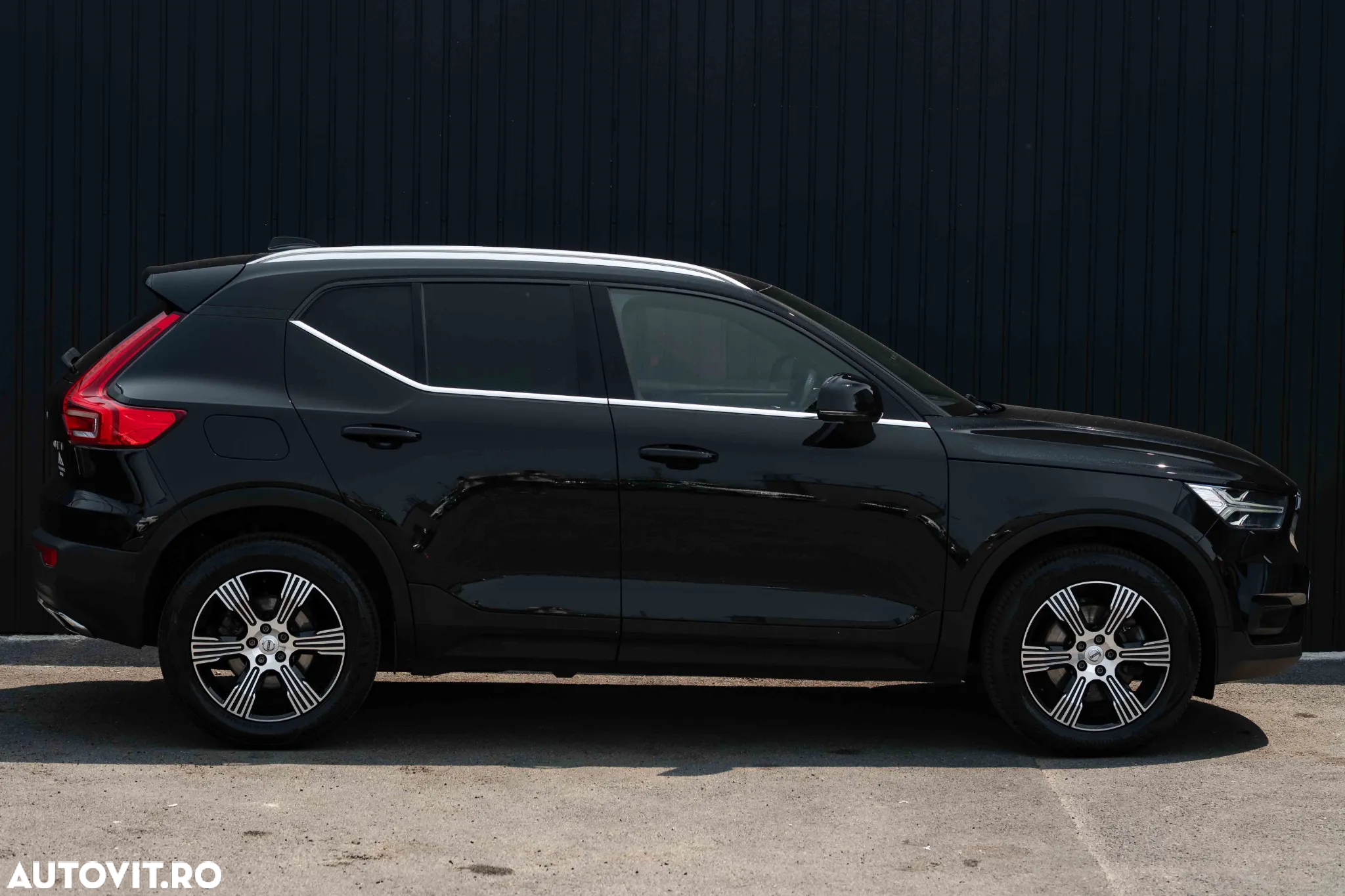 Volvo XC 40 D4 AWD Inscription - 4