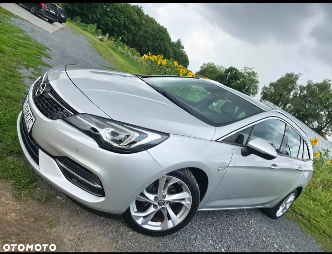 Opel Astra 1.5 D Start/Stop Business Elegance - 1
