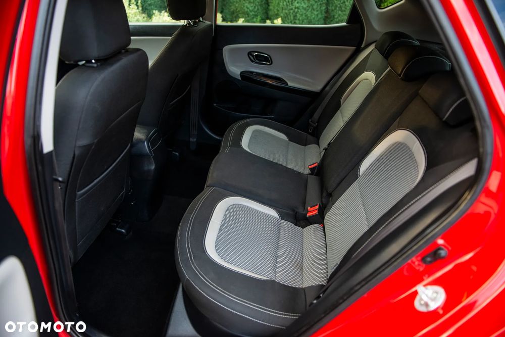 Kia Ceed 1.4 CVVT Dream Team Edition - 30